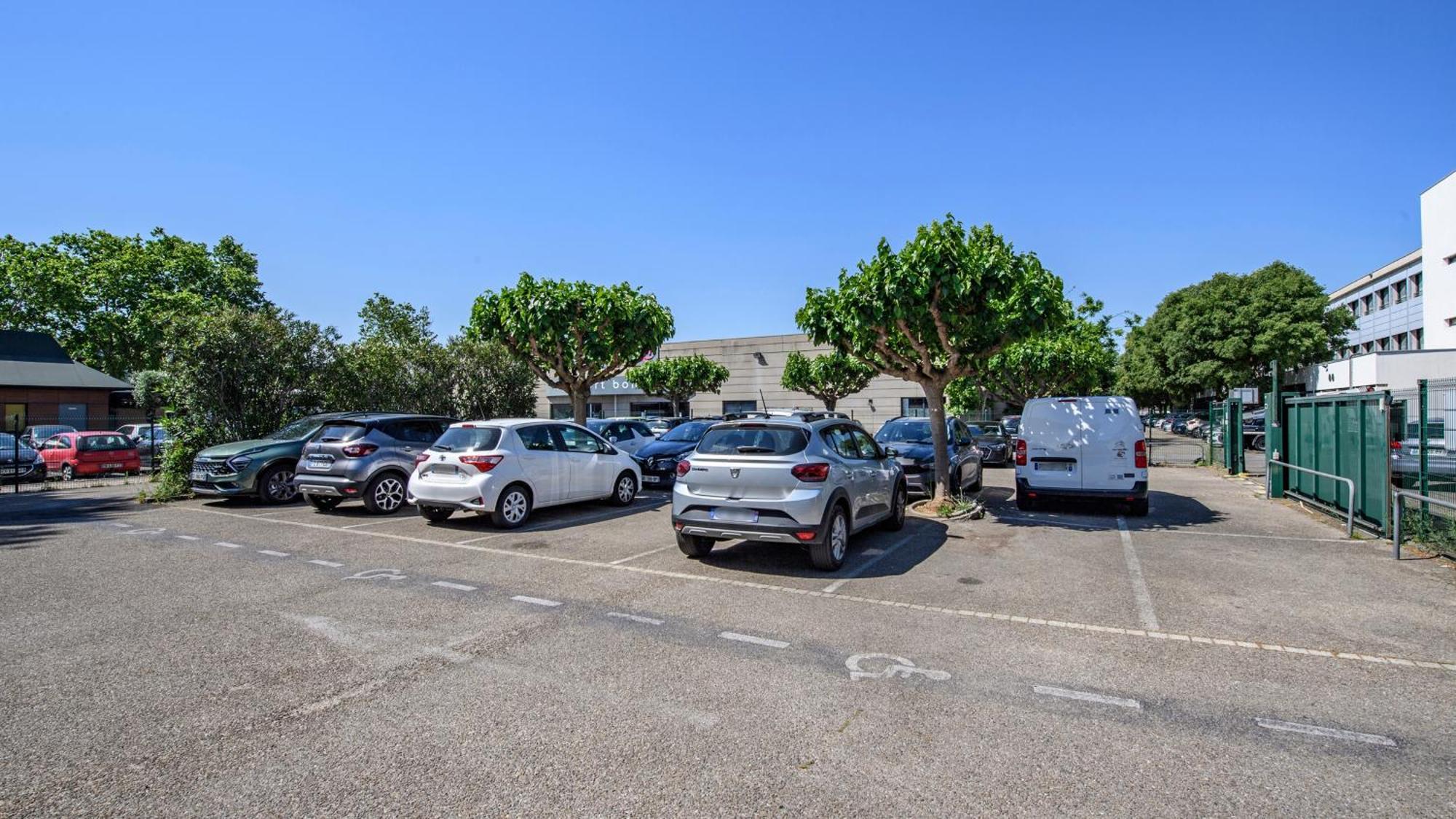 Campanile Prime - Nimes Centre Hotel Kültér fotó