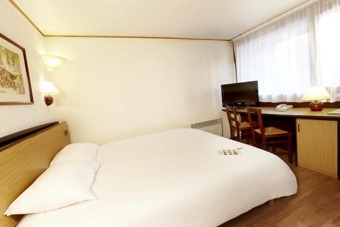 Campanile Prime - Nimes Centre Hotel Kültér fotó